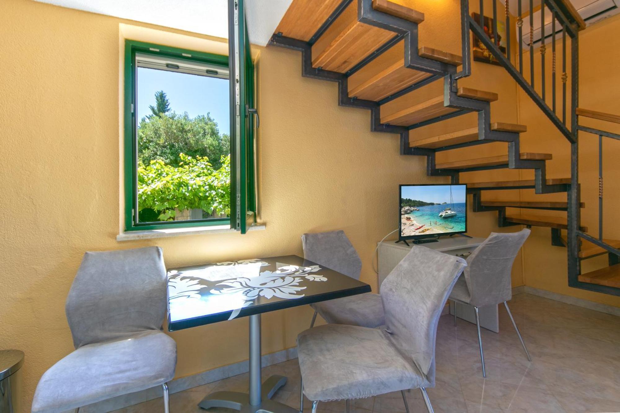 Villa Marija Подгора Екстериор снимка